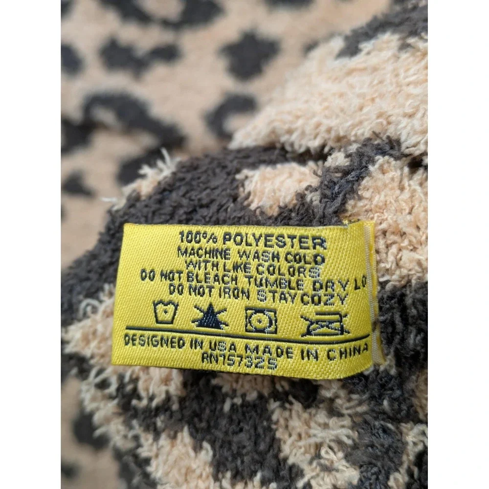 Big Blanket Co Sleepshirt Womens OSFA Beige Leopard Hooded Fleece Cozy Oversized